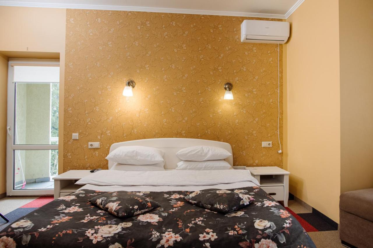 Na Horyzonti Hotel Трускавец Екстериор снимка