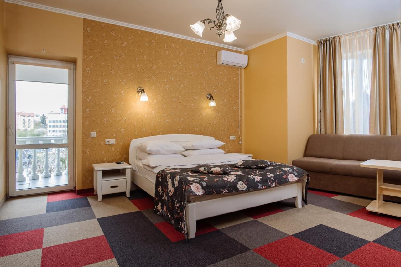 Na Horyzonti Hotel Трускавец Екстериор снимка
